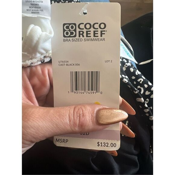 Coco Reef NWT Sassy Underwire One Piece Swimsuit Contemporary 32D Island Cheetah - Picture 4 of 4